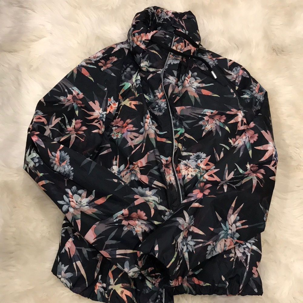 Cutest raincoat/windbreaker